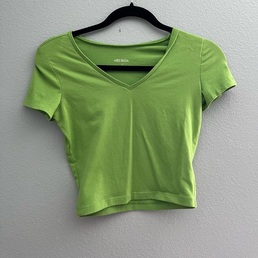 green crop top